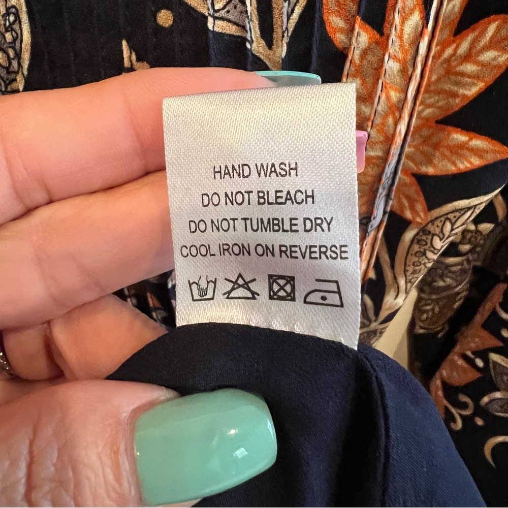 Tularosa Audrey Dress, Navy, Floral, Bell sleeves - Picture 6 of 15